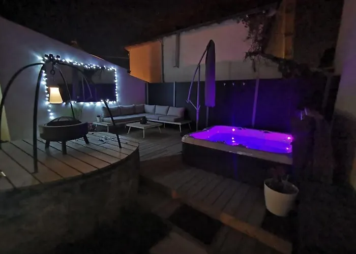 O'date &spa Dom wakacyjny Nantes